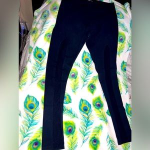 Victoria Secret pants‎